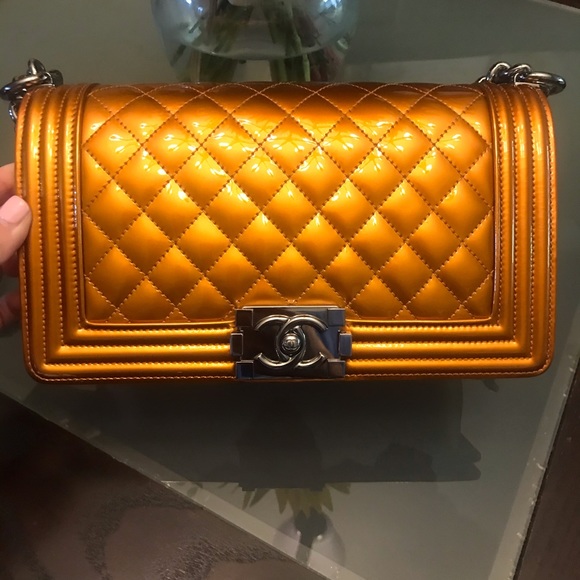 Chanel 14S Orange Metallic Patent Leather Boy - Picture 2 of 11